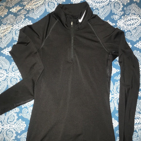 Nike Tops - Nike pro half zip
